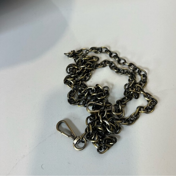 Moda Luxe Women's Removeable Chain Strap For a Crossbody Clutch Wallet - Picture 8 of 9